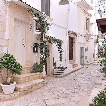 Bed and Breakfast L'Angolo Di Gaudi, Casa Mila Putignano Zewnętrze zdjęcie