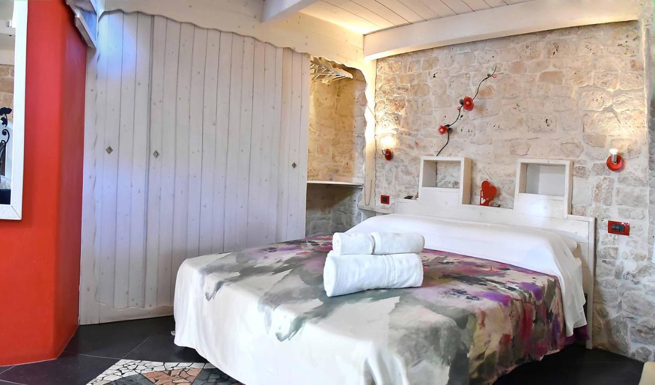 Bed and Breakfast L'Angolo Di Gaudi, Casa Mila Putignano Zewnętrze zdjęcie