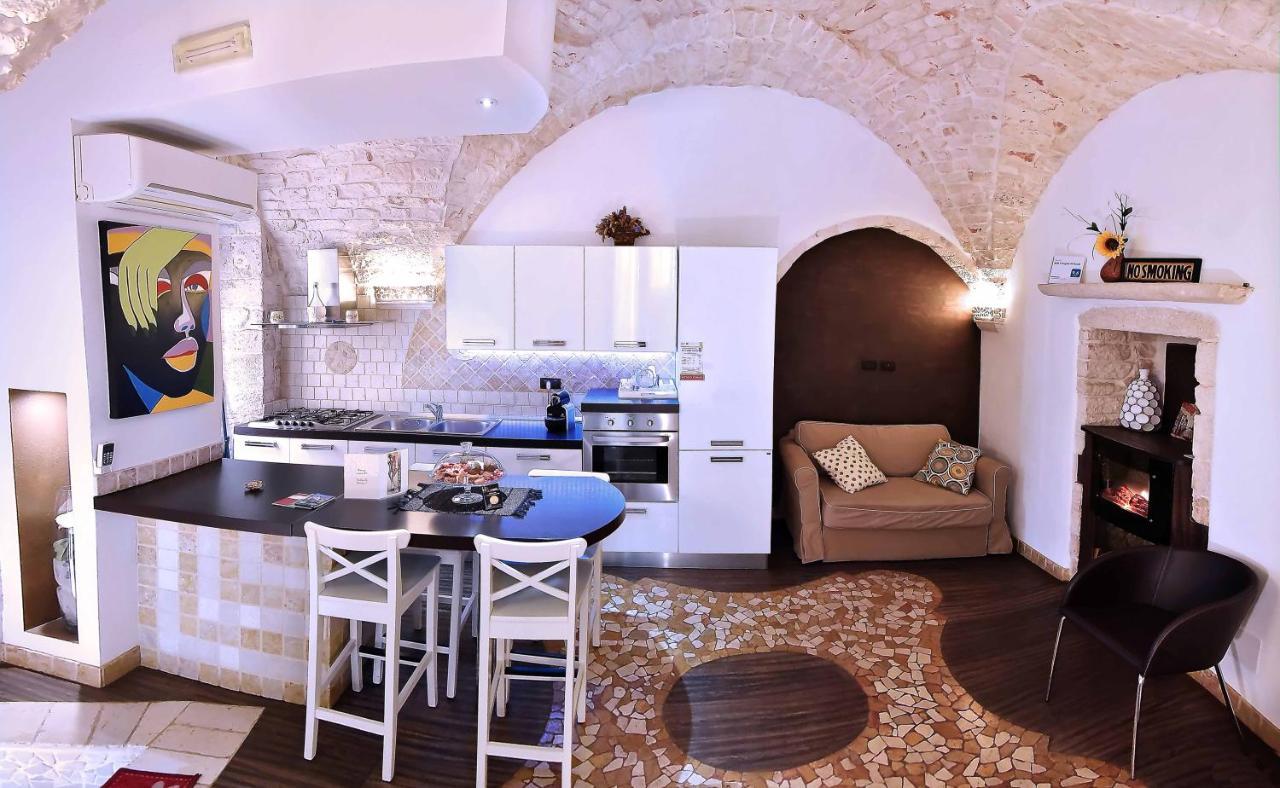 Bed and Breakfast L'Angolo Di Gaudi, Casa Mila Putignano Zewnętrze zdjęcie